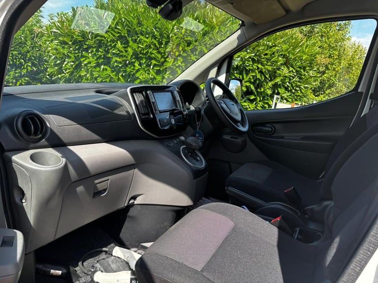 2021 NISSAN E-NV200 80KW TEKNA AUTO 40KWH SAT NAV ALLOYS AIR CON FULLY ELECTRIC