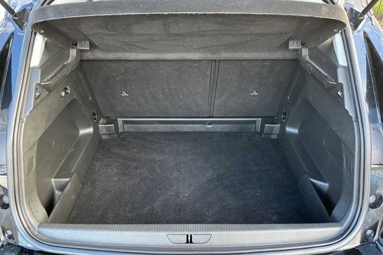 2019 Vauxhall Grandland X 1.2 Turbo SE 5dr HATCHBACK PETROL Manual