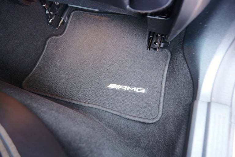 2015 Mercedes-Benz E Class 2.1 E220 AMG Line Bluetec Auto 4dr Saloon Diesel Automatic