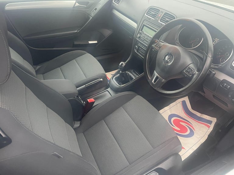 2011 Volkswagen Golf 1.6 TDI BlueMotion Tech SE Cabriolet Euro 5 (s/s) 2dr CONVERTIBLE Diesel Manual