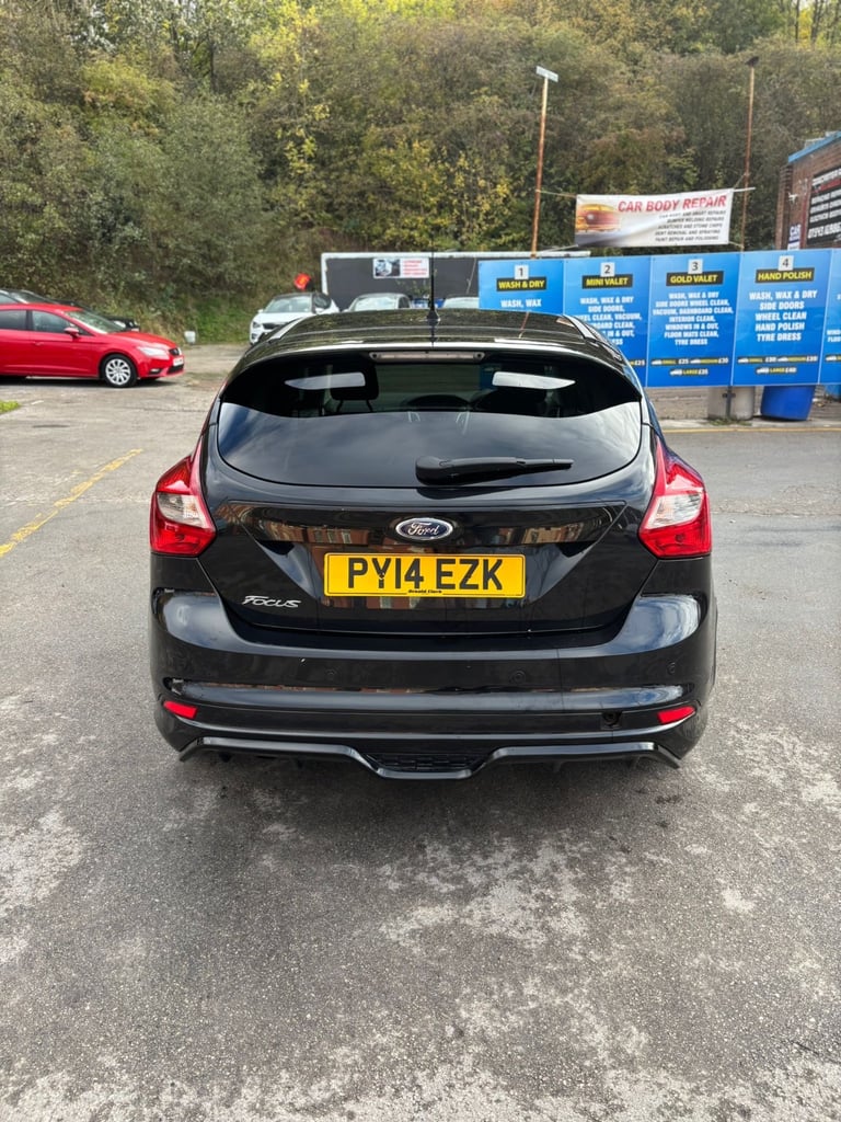 Ford, FOCUS, Hatchback, 2014, Manual, 1560 (cc), 5 doors