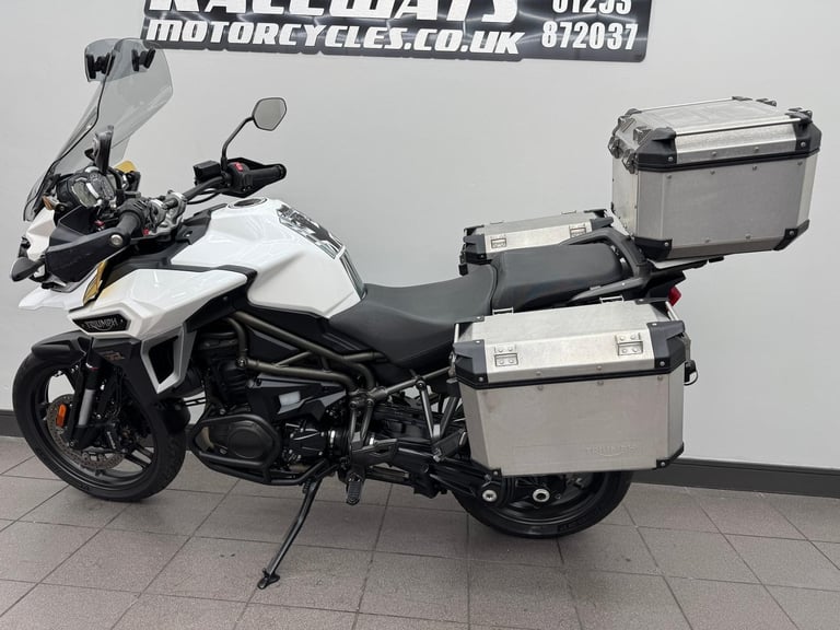 TRIUMPH TIGER EXPLORER XR 2016 65 REG 15,518 MILES WHITE USED MOTORCYCLE 1215CC