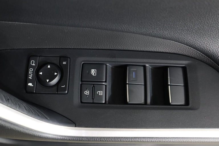 2020 Toyota RAV4 2.5 VVT-h Dynamic CVT 4WD Euro 6 (s/s) 5dr ESTATE PETROL/ELECTRIC Automatic