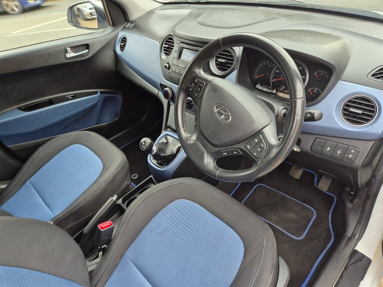 2015 Hyundai i10 1.2 Premium 5dr HATCHBACK PETROL Manual