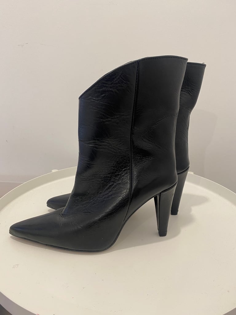 image for Ladies “Next” Boots, size 5