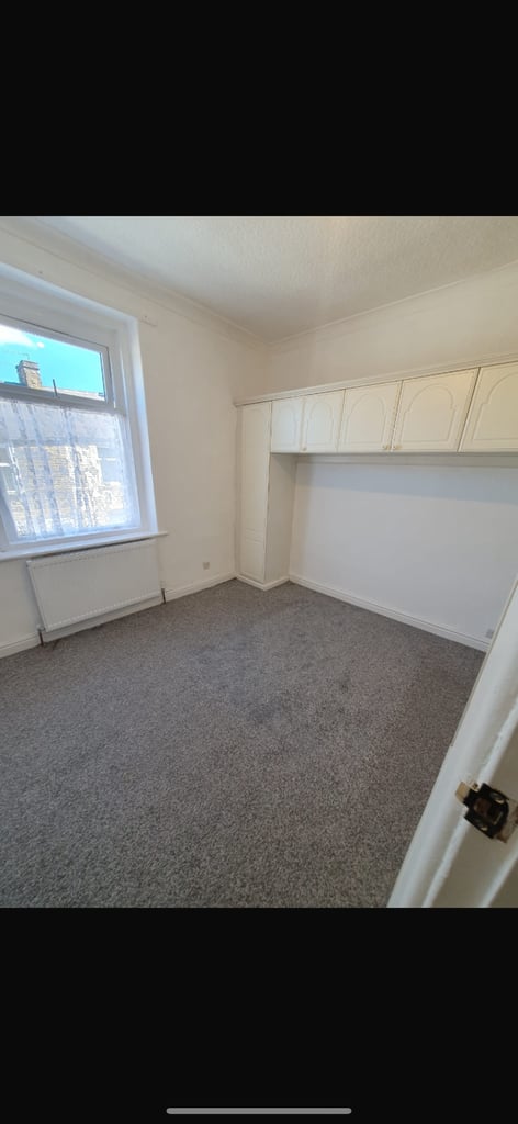 2 bedroom house for rent 