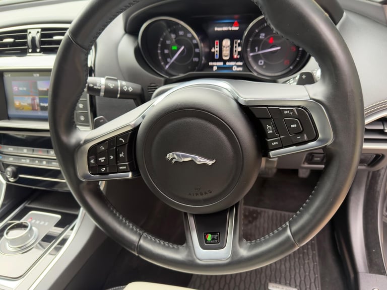 2016 Jaguar XE 2.0d R-Sport Auto Euro 6 (s/s) 4dr SALOON Diesel Automatic