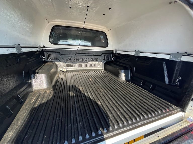 2021 71 TOYOTA HI-LUX 2.4 D-4D ICON PICKUP DOUBLE CAB 4DR DIESEL AUTO 4WD EURO 6