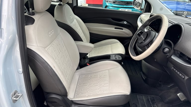 2022 Fiat 500e C 42kWh La Prima Convertible 2dr Electric Auto (118 ps) Convertible Electric Autom...