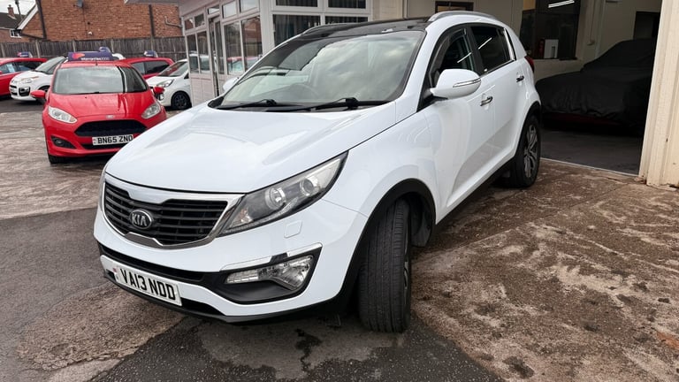 image for 2013 Kia Sportage 1.7 CRDi ISG 3 5dr [Sat Nav] ESTATE Diesel Manual