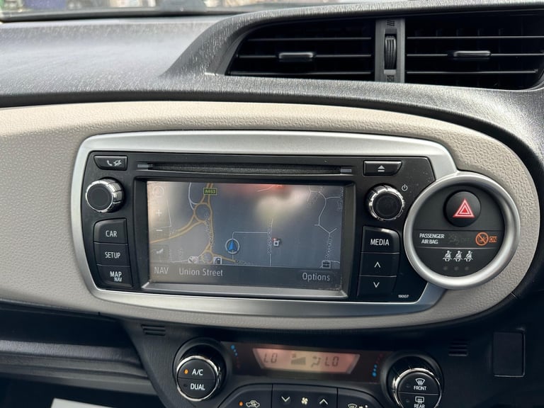 2011 Toyota Yaris 1.33 Dual VVT-i T Spirit Euro 5 5dr HATCHBACK Petrol Manual