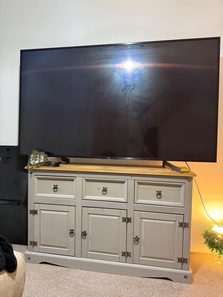 image for 75” Sony tv 