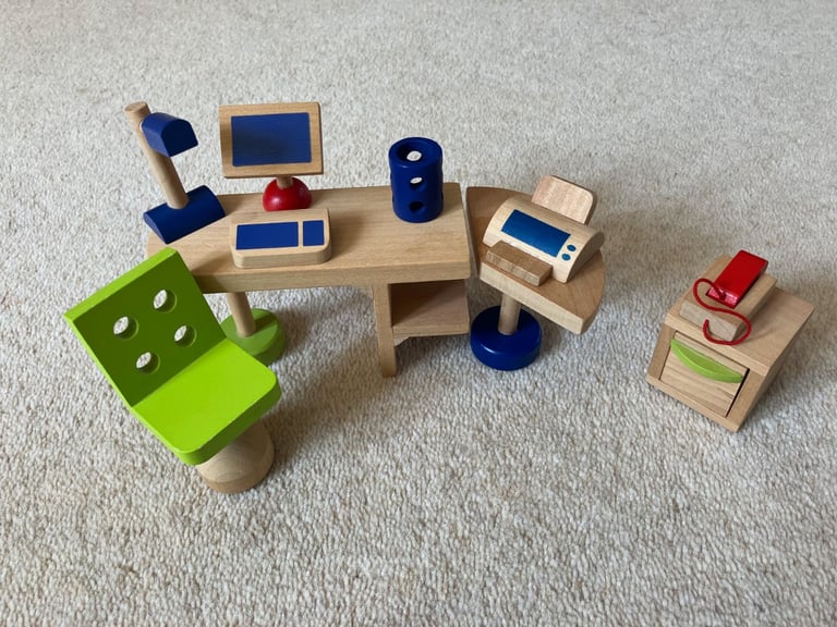 Dolls house wooden study/office furniture £7