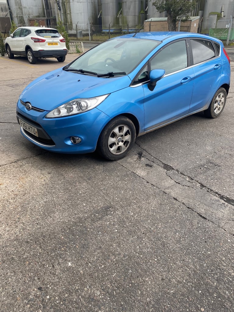 Ford, FIESTA, Hatchback, 2011, Manual, 1560 (cc), 5 doors