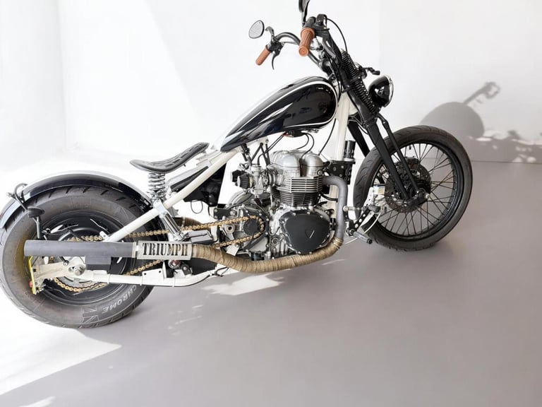 2002 Triumph Bobber Custom Built, Bonneville America Bobber