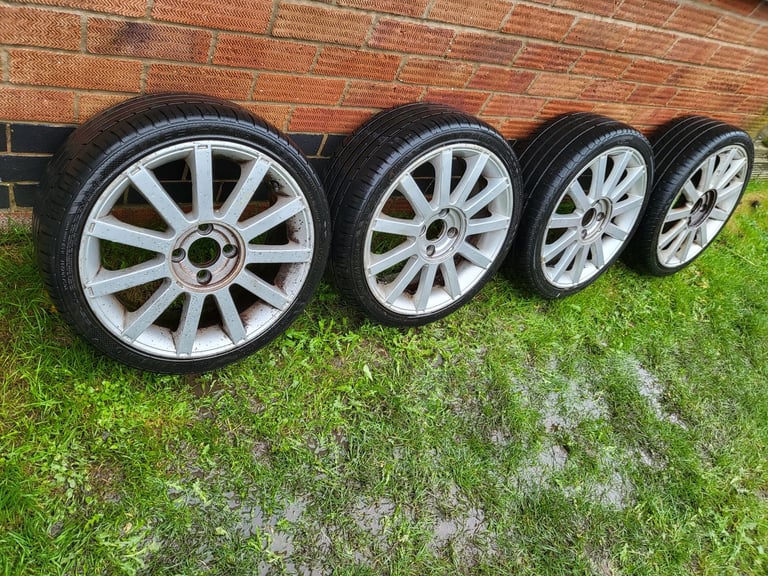 17 inch 4x108 Ford Alloy wheels