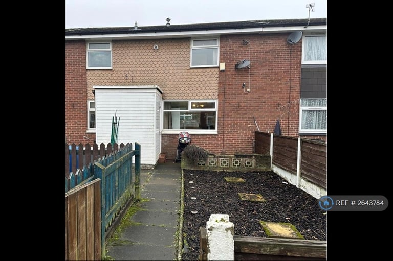 image for 3 bedroom house in Chepstow Avenue, Sale, M33 (3 bed) (#2643784)