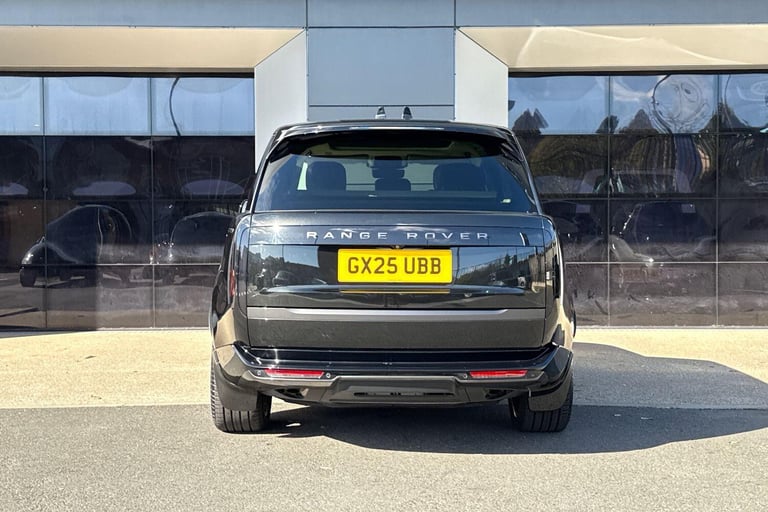 2025 Land Rover Range Rover 3.0 P400 HSE 4dr Auto ESTATE PETROL Automatic