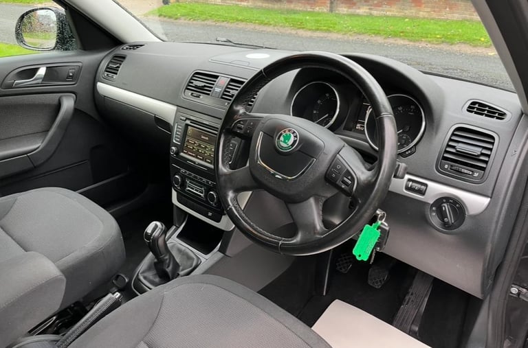 2012 SKODA YETI 1.2 TSi SE GENUINE 97,000 MILES RUNS/DRIVES GREAT JUST SERVICED!