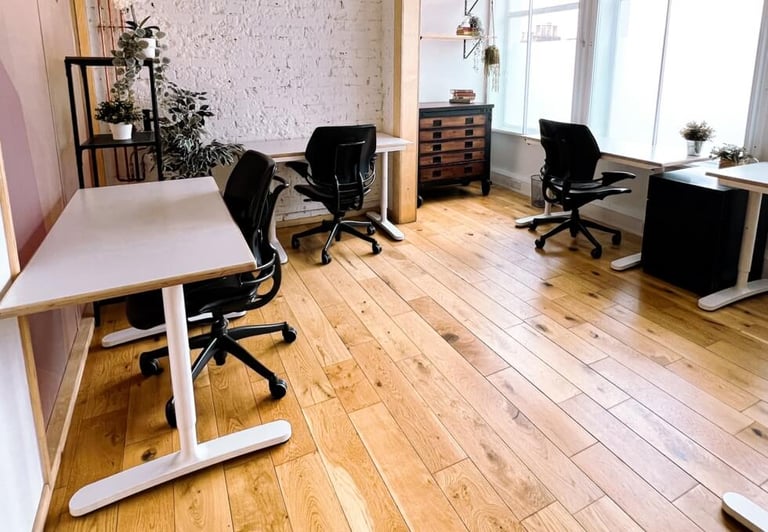 image for Private Offices to Rent in Archway N19 - Spaces For 6 to 503 People