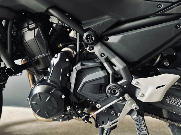 Stunning Low Mileage 2024/24 Kawasaki Z650 Motorcycle