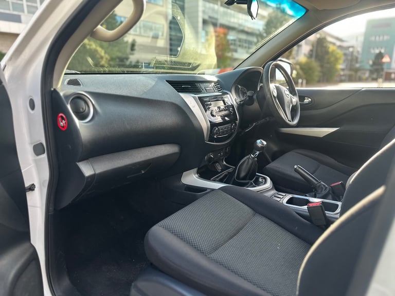 Nissan navara acenta king car 66reg drive great 