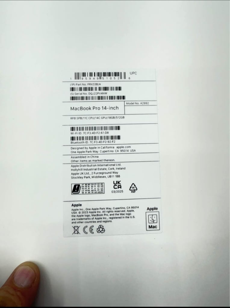 Sealed Apple macbook Pro 14 M3 Pro 16GB Ram 512GB SSD ( Apple Refurbished)