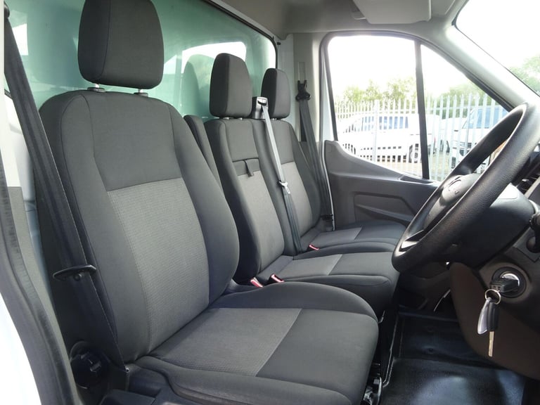 2021 Ford Transit 2.0 350 EcoBlue Leader Luton 3dr Diesel Manual FWD L4 Euro 6 (s/s) (130 ps) CHA...