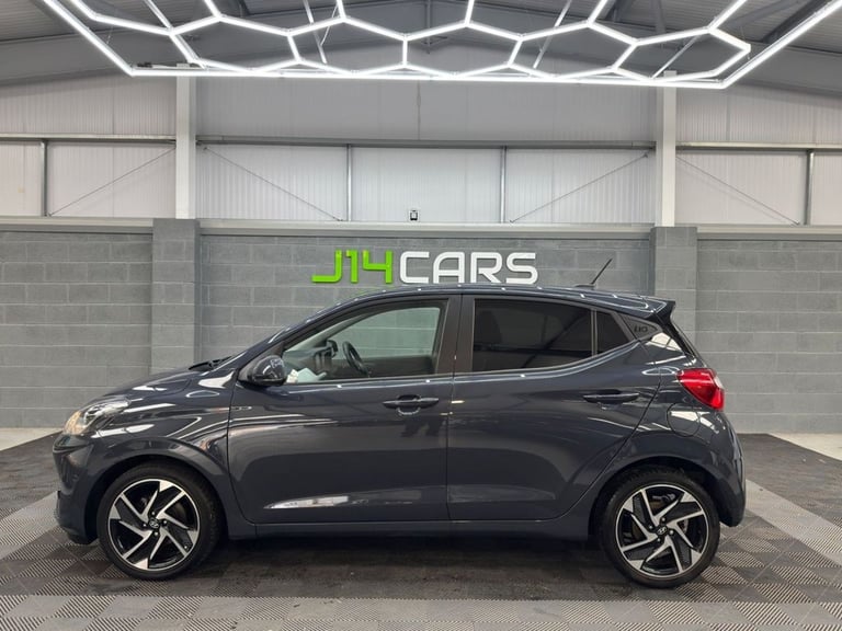 2022 Hyundai i10 1.2 Premium Hatchback 5dr Petrol Manual Euro 6 (s/s) (84 ps) Hatchback Petrol Ma...