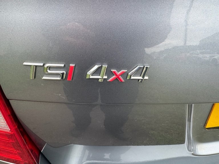 2013 Skoda Superb 1.8 TSI Elegance Estate 5dr Petrol Manual 4WD Euro 5 (160 ps) Estate Petrol Manual