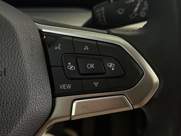 2020 Volkswagen Golf 1.5 TSI Life 5dr HATCHBACK PETROL Manual