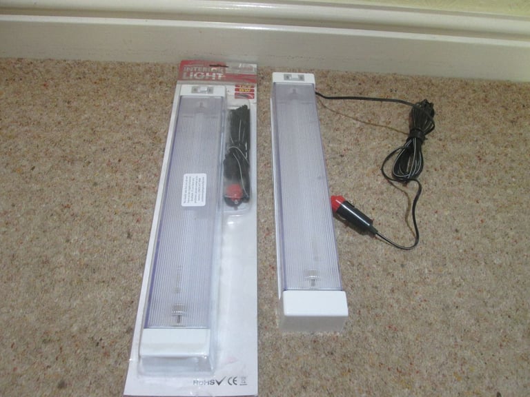 12 V 8W Neon Light with Power Socket Connector  On / Off Switch Size 37x 6 cm New