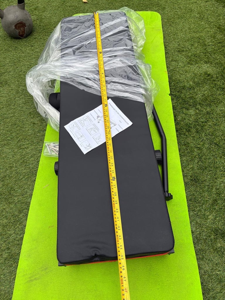 Exercise bench