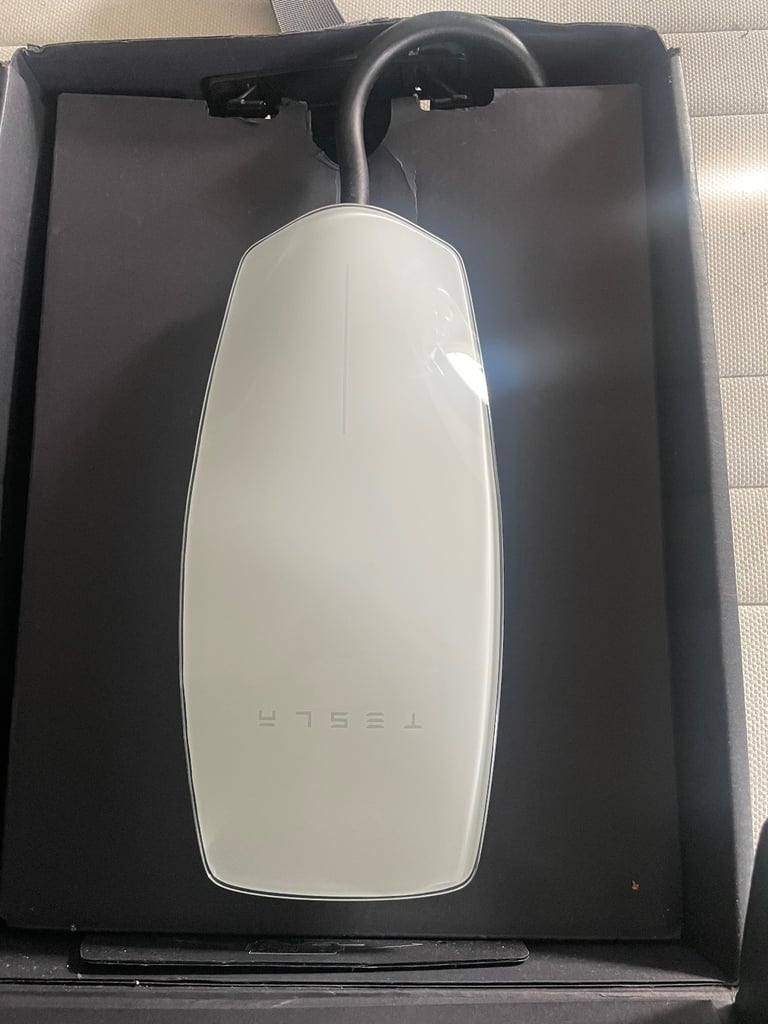 **NEW** Tesla Wall Connector