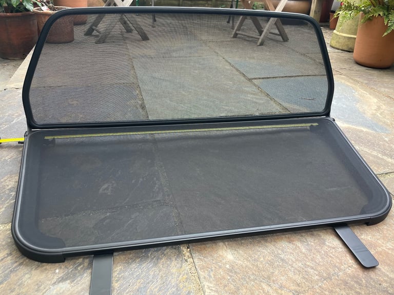Saab wind deflector