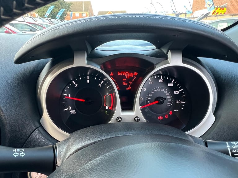 2016 Nissan Juke 1.5 dCi N-Vision SUV 5dr Diesel Manual Euro 6 (s/s) (110 ps) HATCHBACK Diesel Ma...