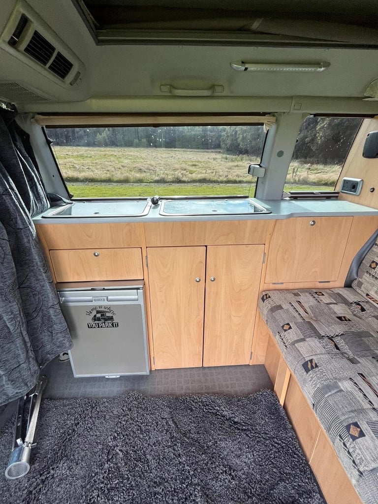 Toyota Hi-ace regius 