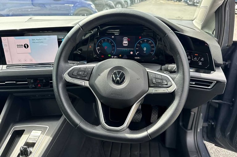 2020 Volkswagen Golf 1.5 eTSI 150 Style 5dr DSG Hatchback Petrol Automatic