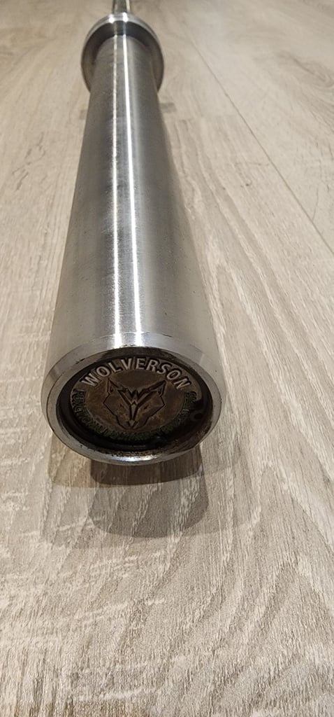 Immaculate Wolverson 7 foot 20kg olympic barbell 