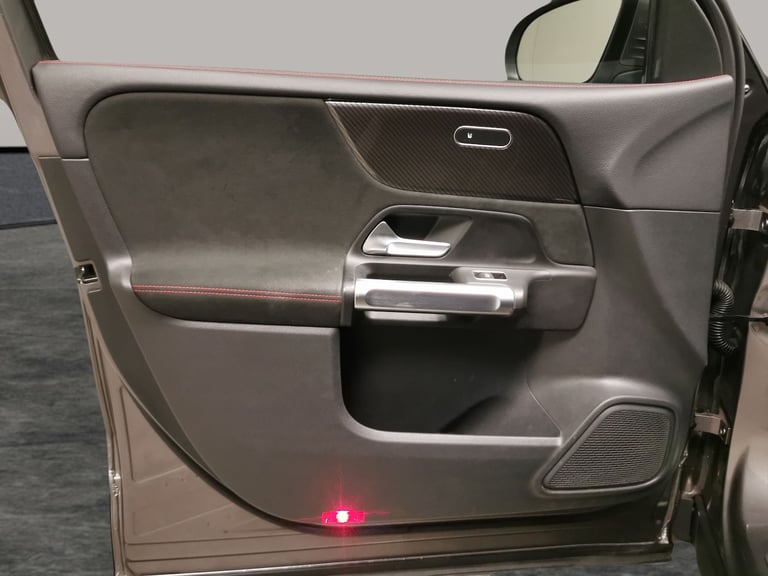 2022 Mercedes-Benz GLB 2.0 GLB220d AMG Line SUV 5dr Diesel 8G-DCT 4MATIC Euro 6 (s/s) (190 ps) - ...