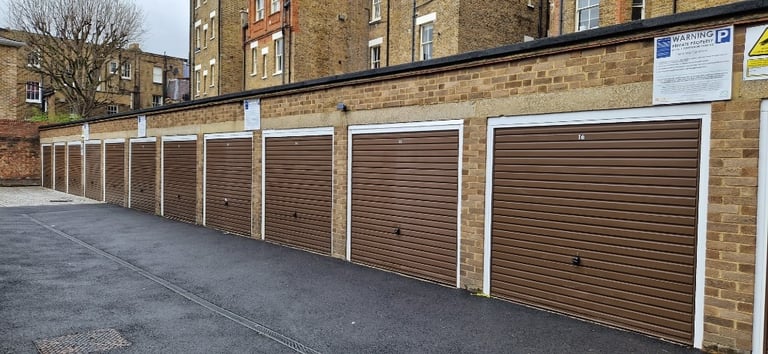 Garage/Parking/Storage to rent: King Street (r/o 318), London W6 0RR