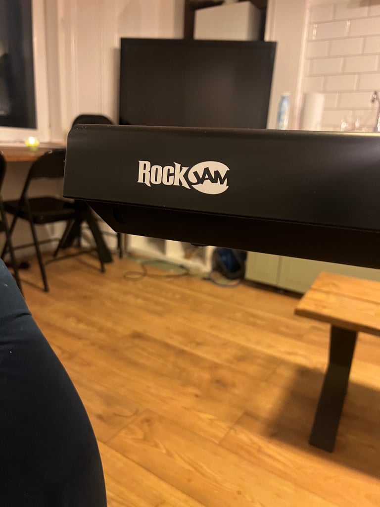 Digital Piano 88-Key – Excellent Condition