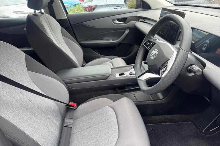 2025 MG MGS5 170kW SE EV Long Range 64kWh 5dr Auto Estate Electric Automatic