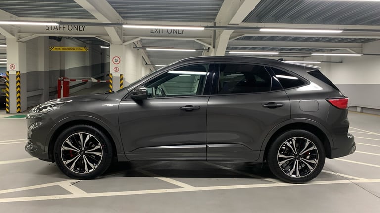 2022 Ford Kuga 2.5h Duratec ST-Line X Edition SUV 5dr Petrol Hybrid CVT Euro 6 (s/s) (190  SUV Hy...