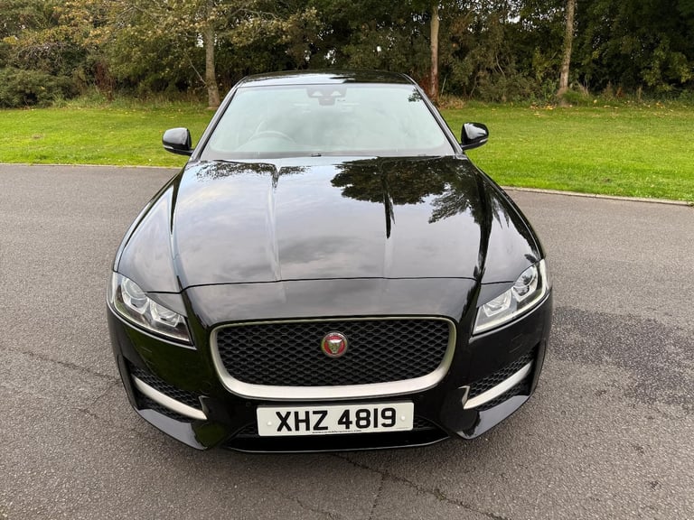 2020 Jaguar XF 2.0 DIESEL 180 BHP / R - SPORT EDTION / 8 SPEED AUTO 