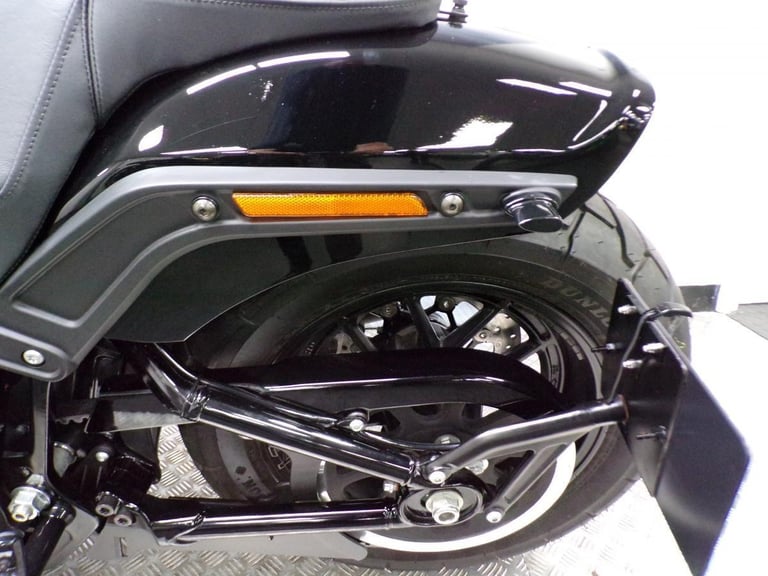 2021 HARLEY-DAVIDSON FAT BOB 114 1868