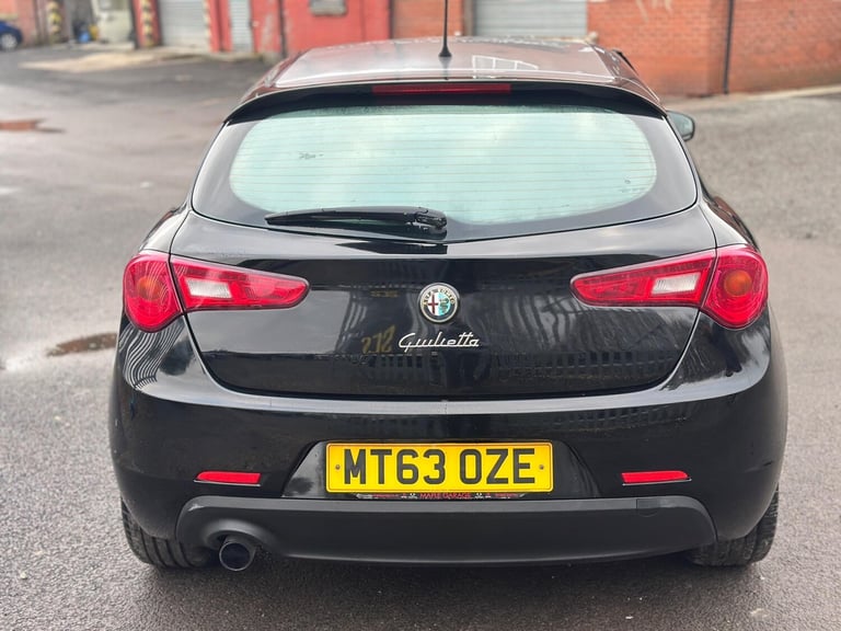 2014 Alfa Romeo Giulietta 1.6 JTDM-2 Collezione 5dr HATCHBACK DIESEL Manual