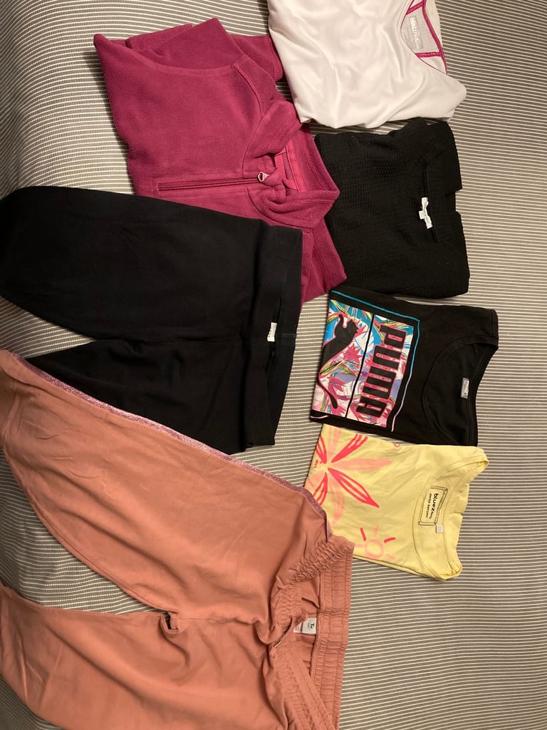 image for 9 year old girls clothing bundle - 7 pieces