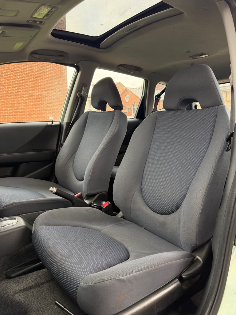 Honda Jazz, Automatic 1.4 petrol, super cheap
