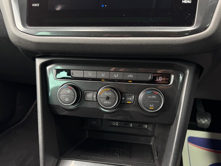 2017 Volkswagen Tiguan 2.0 TDI SE Euro 6 (s/s) 5dr ESTATE Diesel Manual